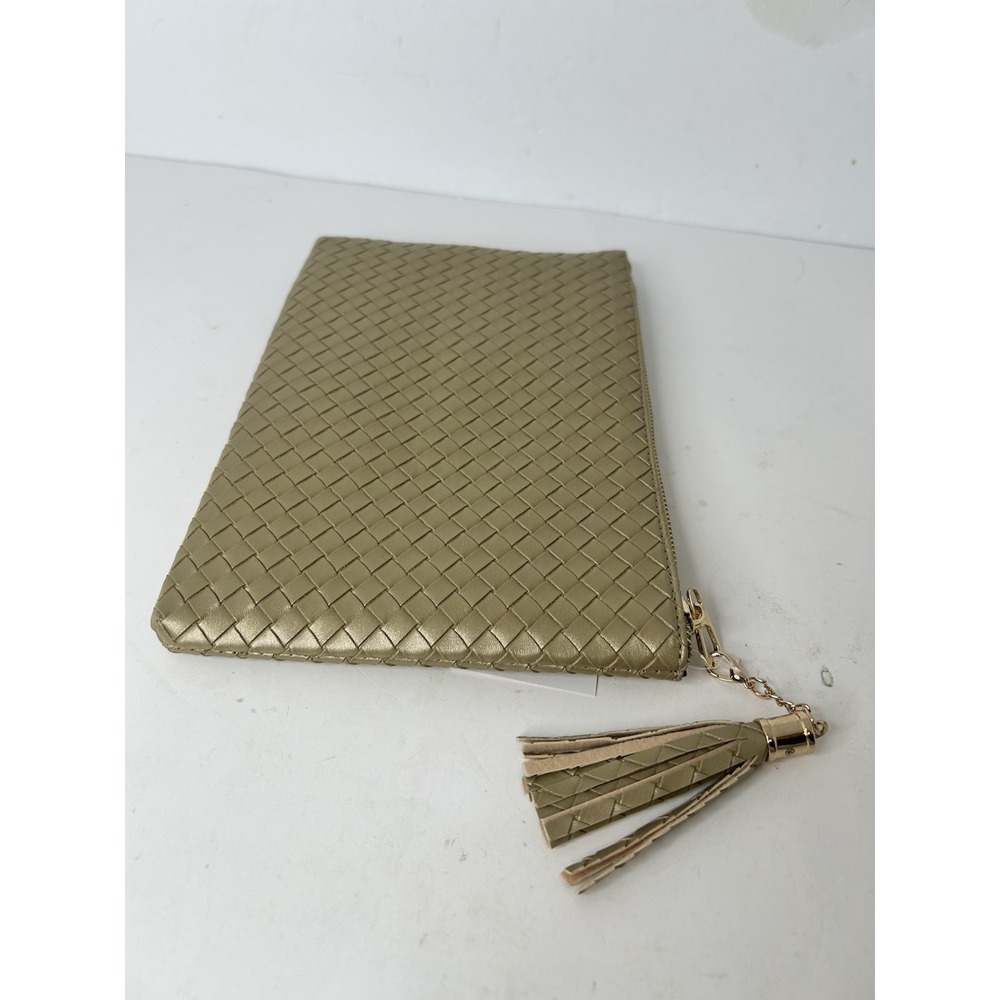 NWT Virginia Wolf Woven Pouch Metallic Gold Faux Leather Clutch w/Tassel Purse - Picture 3 of 7